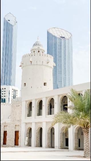 Corniche Street - Extremely Unique Room Abu Dhabi Eksteriør billede