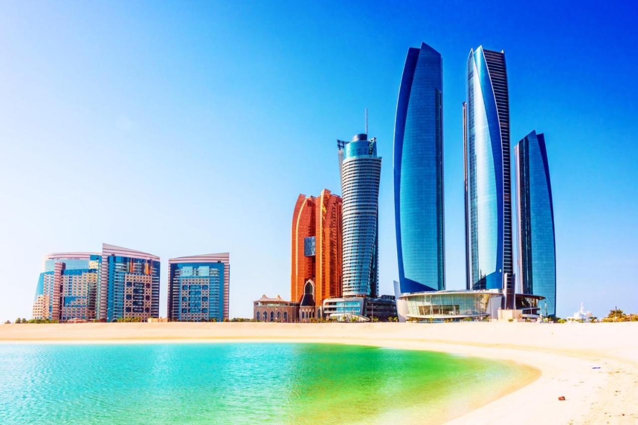 Corniche Street - Extremely Unique Room Abu Dhabi Eksteriør billede